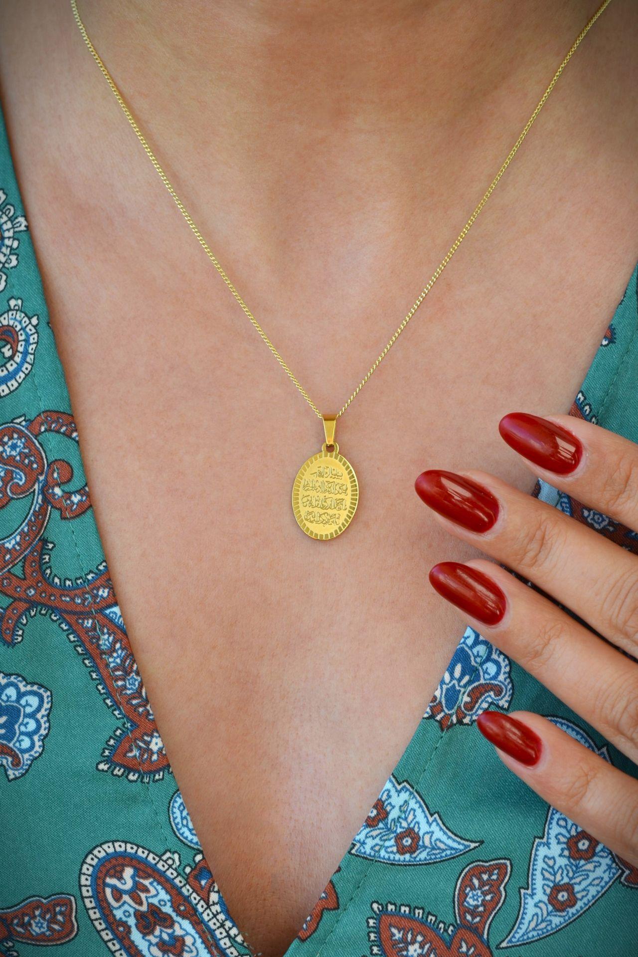 Oval Model Nazar Dualı Kolye