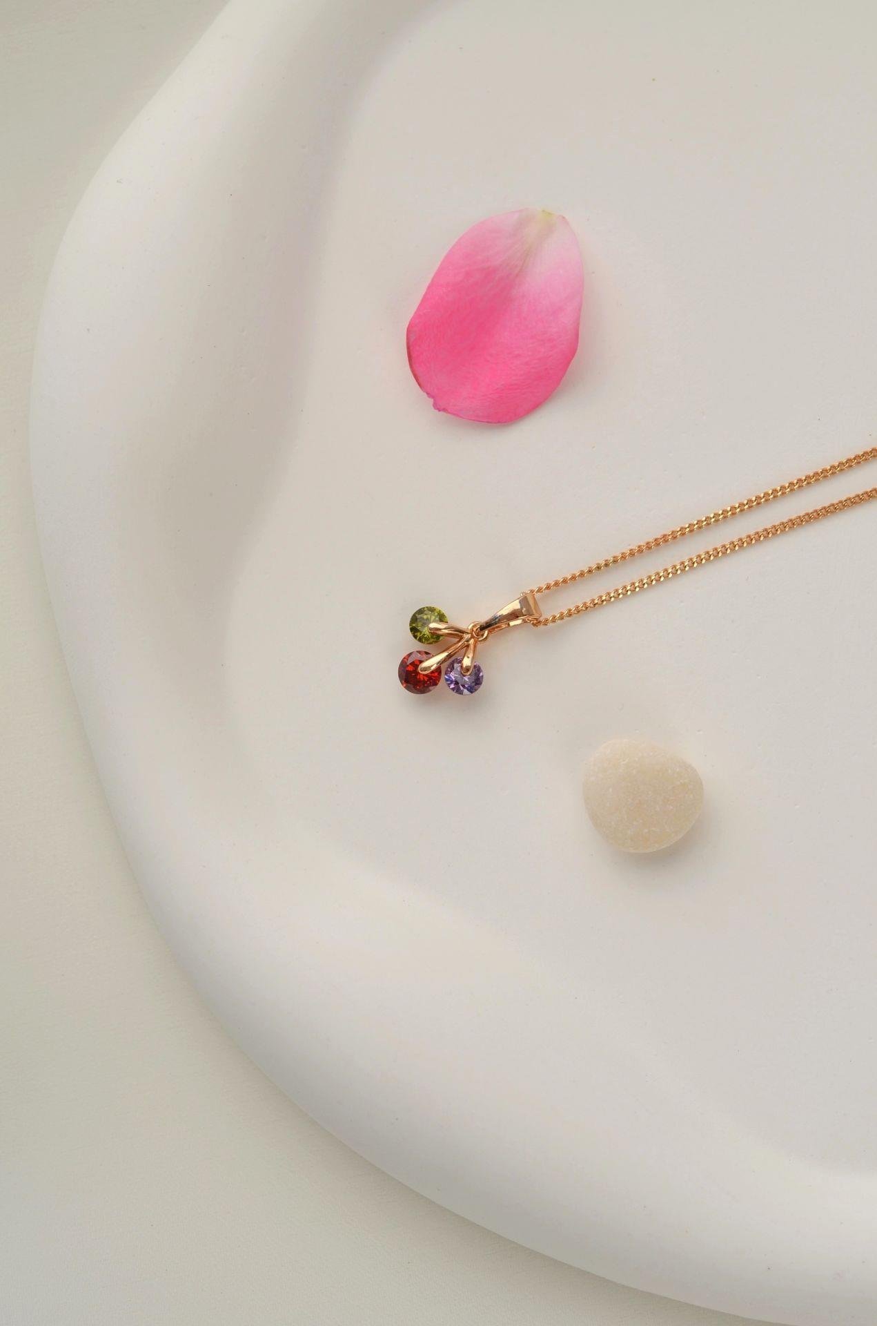 Renkli Svarovski Taşlı Kolye Işıltılı Kiraz Kolye