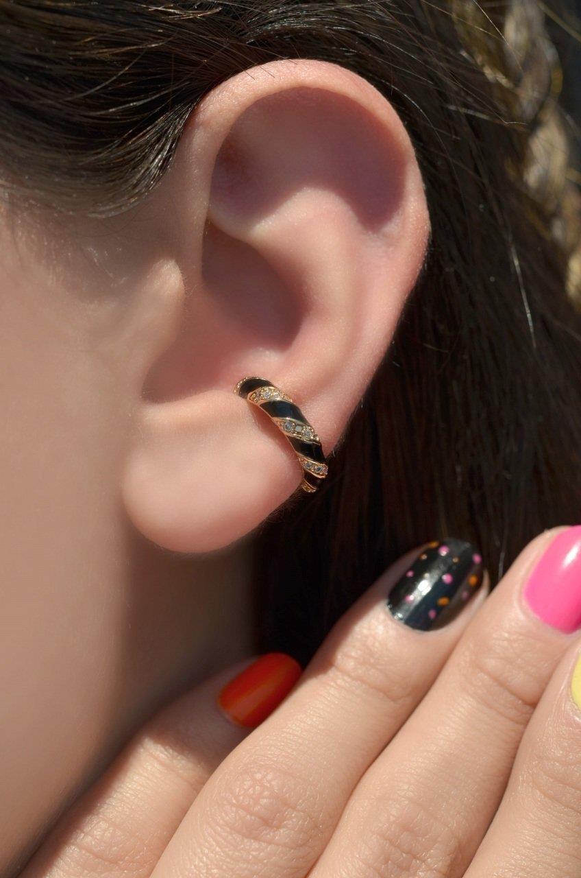 Siyah Mineli Earcuff Kıkırdak Küpesi