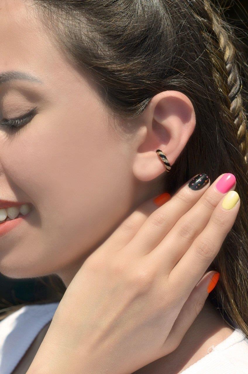 Siyah Mineli Earcuff Kıkırdak Küpesi
