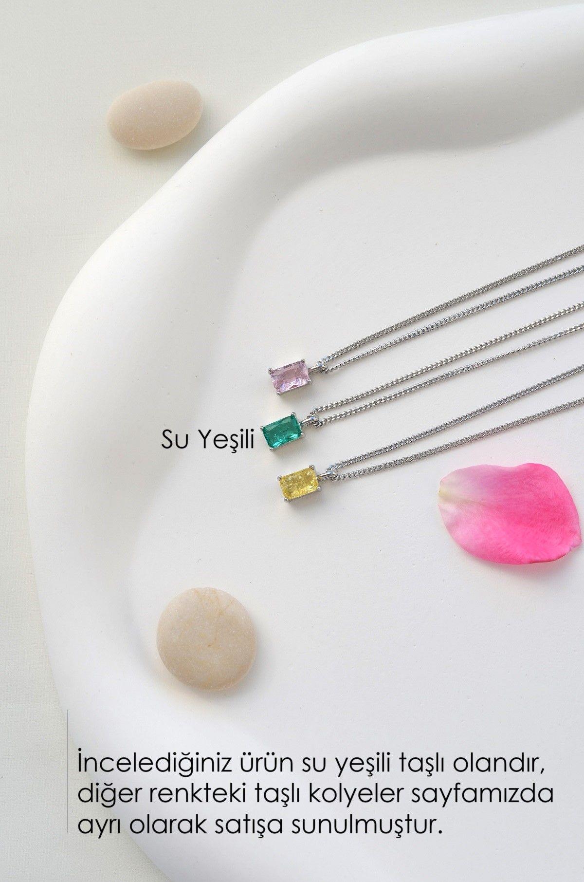 Su Yeşili Baget Taşlı Tektaş Kolye Gümüş Renk