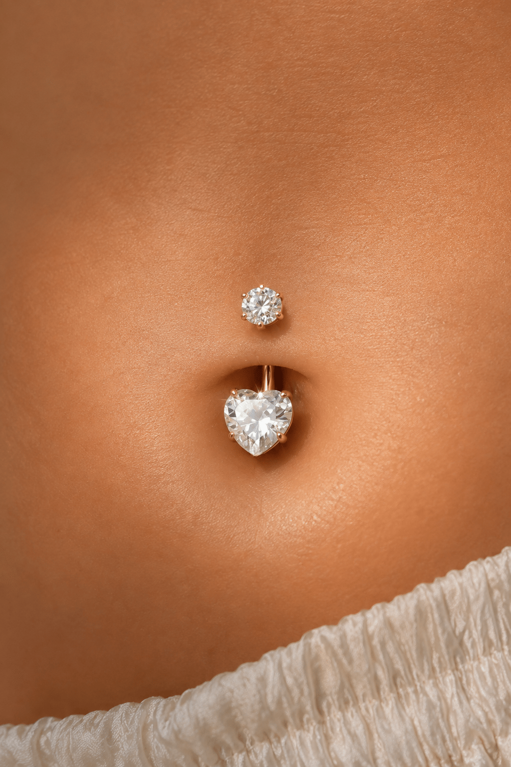 Titanyum Kalp Zirkon Taşlı Göbek Piercing