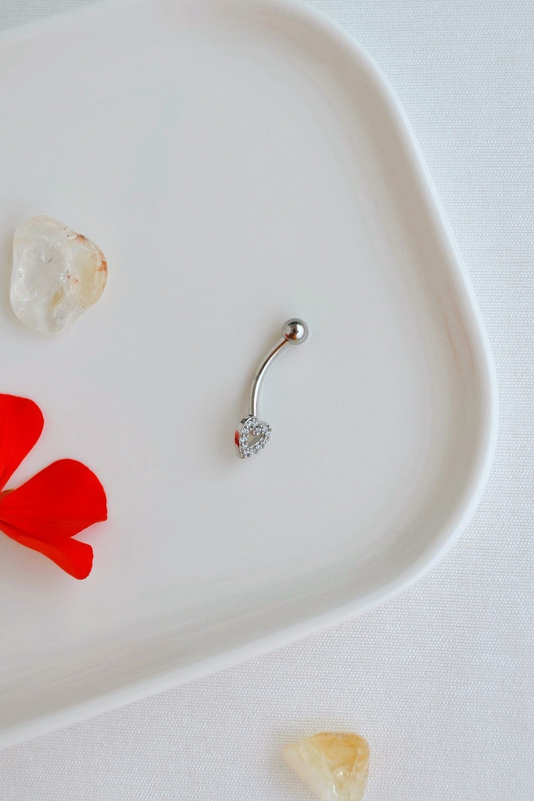 Uzun Bar Kalp Figürlü Göbek Piercingi %100 Çelik 12 mm