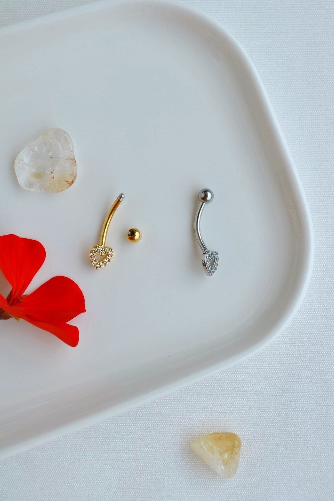 Uzun Bar Kalp Figürlü Göbek Piercingi %100 Çelik 12 mm