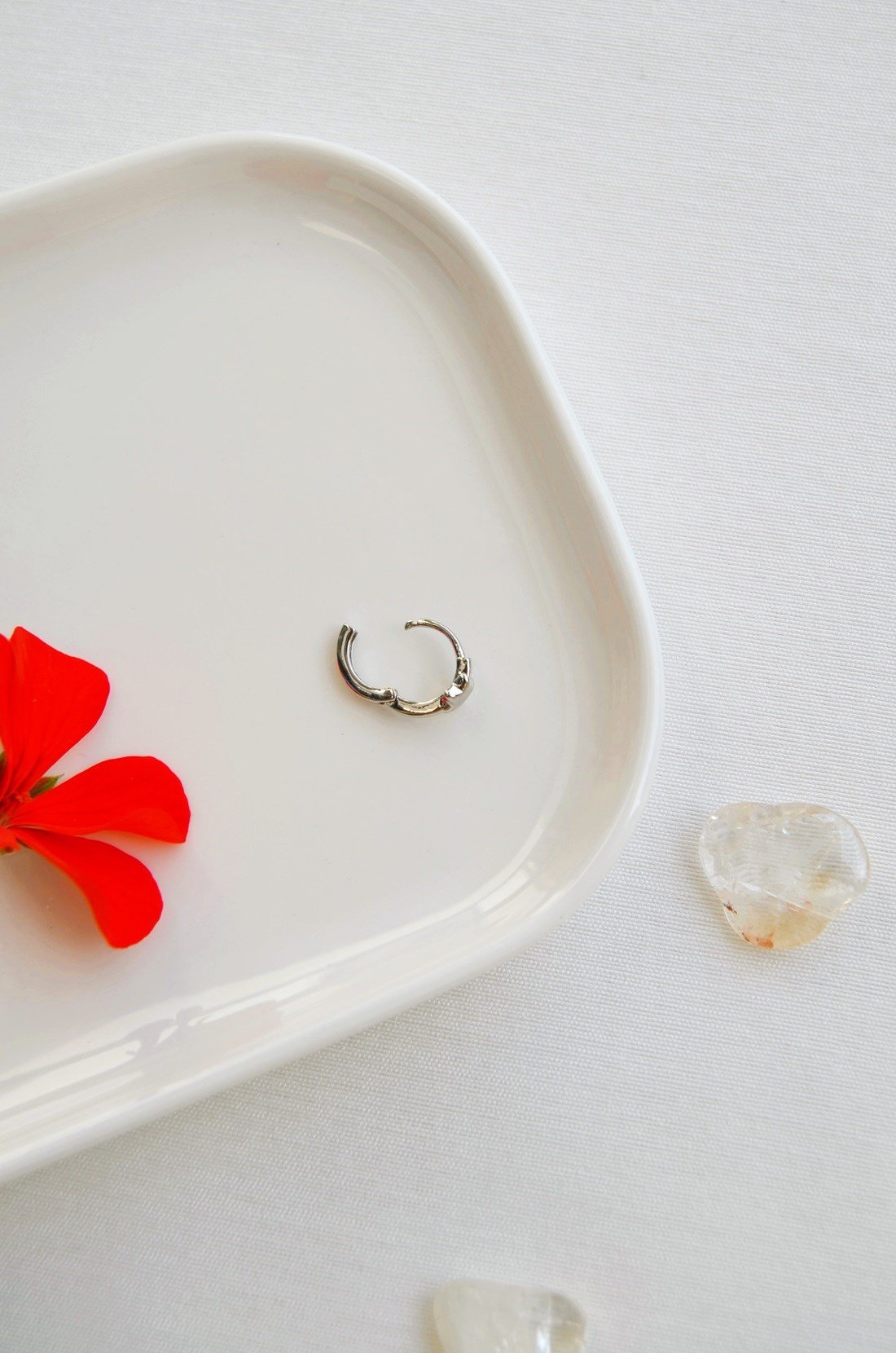 Yıldız Figürlü Halka Helix Piercing – 8 mm (Tek Adet)