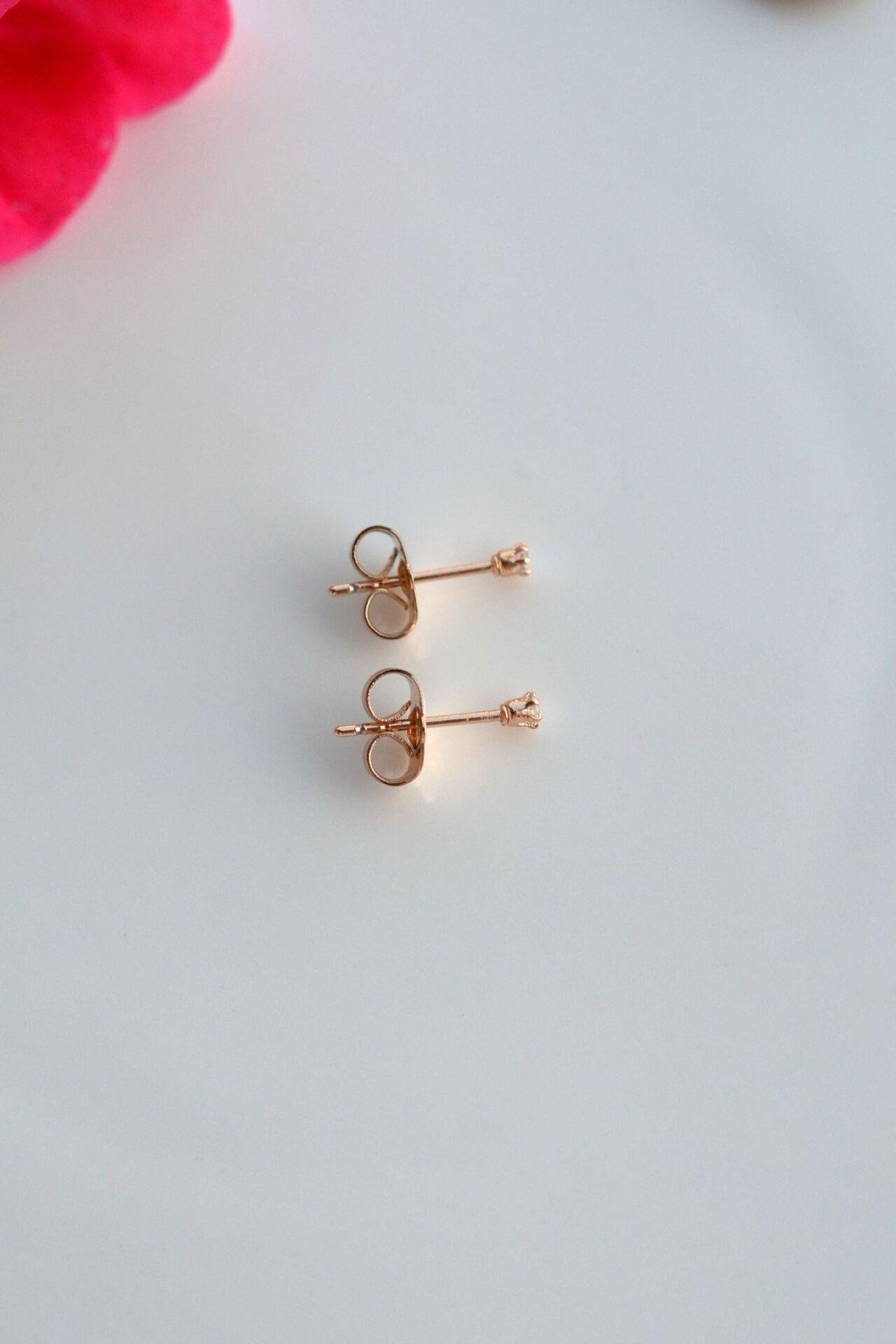 Zirkon Taşlı 2 mm Tektaş Küpe