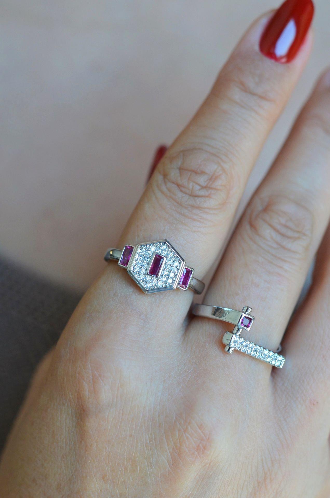 Zirkon Taşlı Altıgen Model Yüzük Seti 2 Parça Gümüş Renk Fuşya Taşlı Retro Yüzük Seti