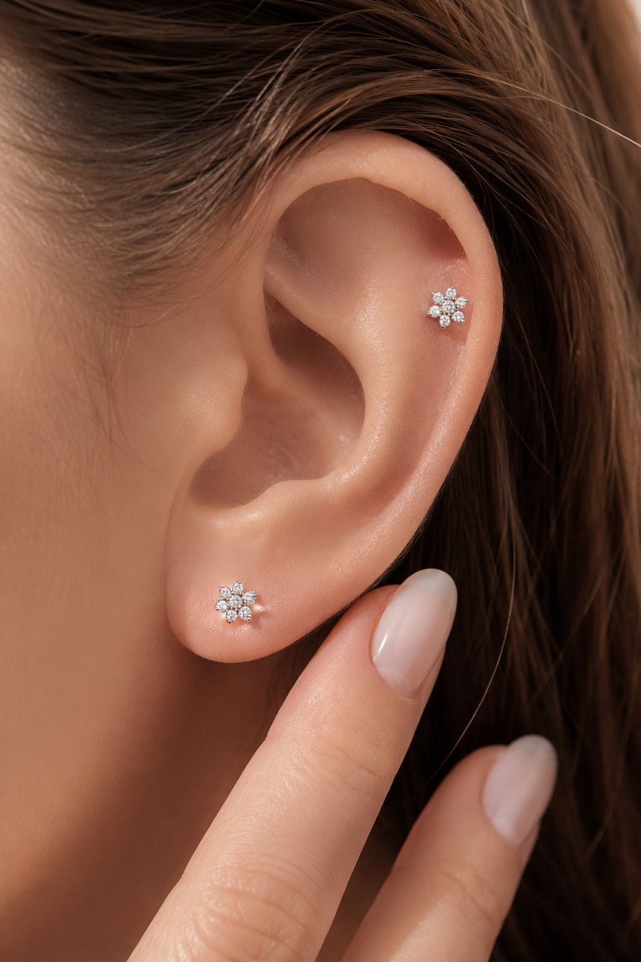 Zirkon Taşlı Çiçek Piercing 316L Çelik Barlı