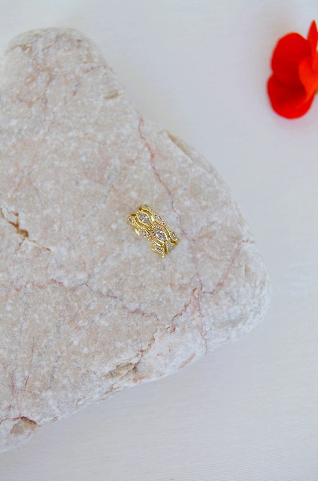 Zirkon Taşlı Gold Earcuff Deliksiz Kıkırdak Küpesi