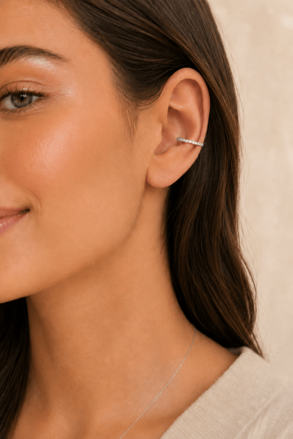 Zirkon Taşlı İnce Halka Conch Piercing – Gold & Gümüş | Rodyum Kaplama | Tekli