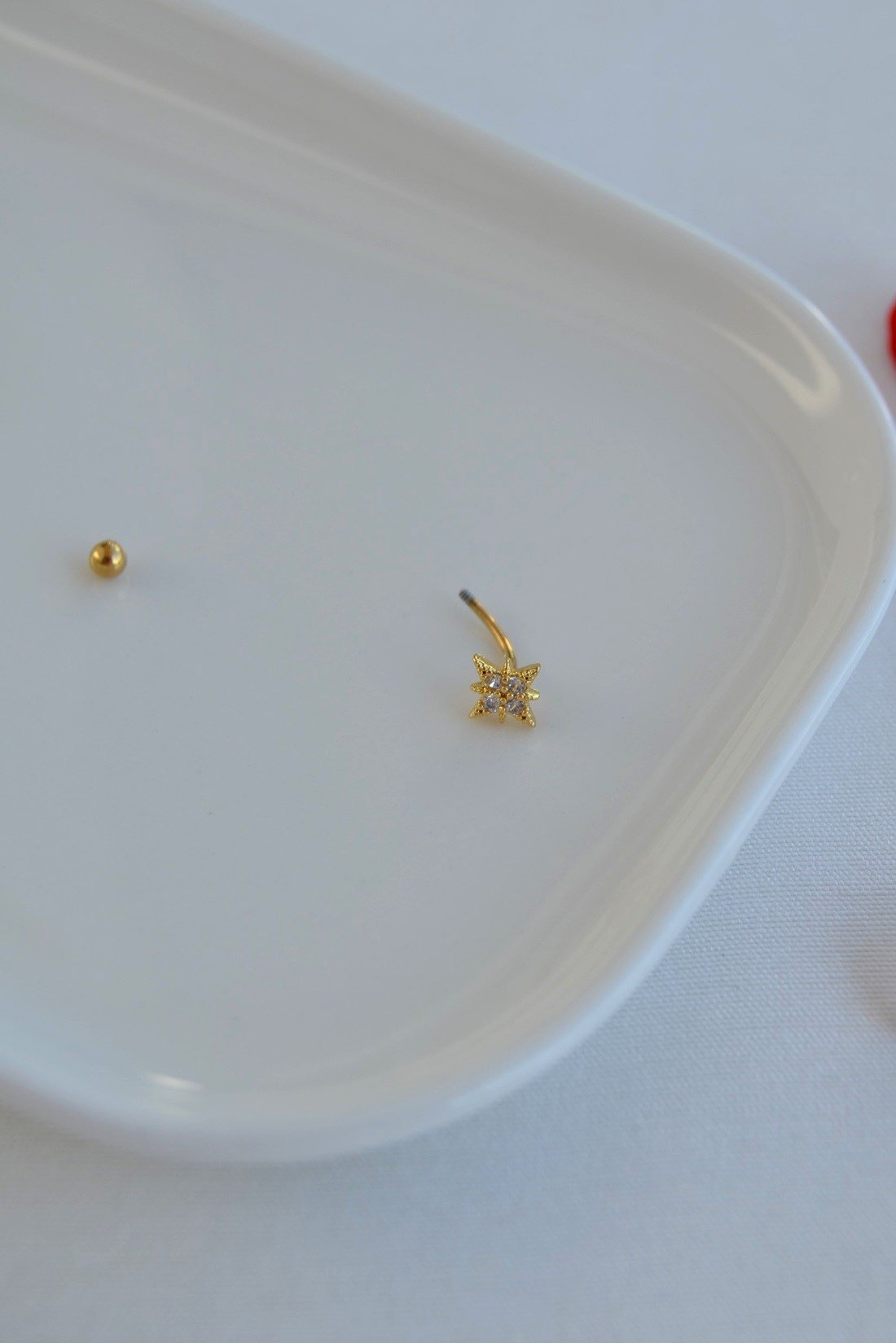 Zirkon Taşlı Kuzey Yıldızı Rook Piercing Çelik Bar 1 mm