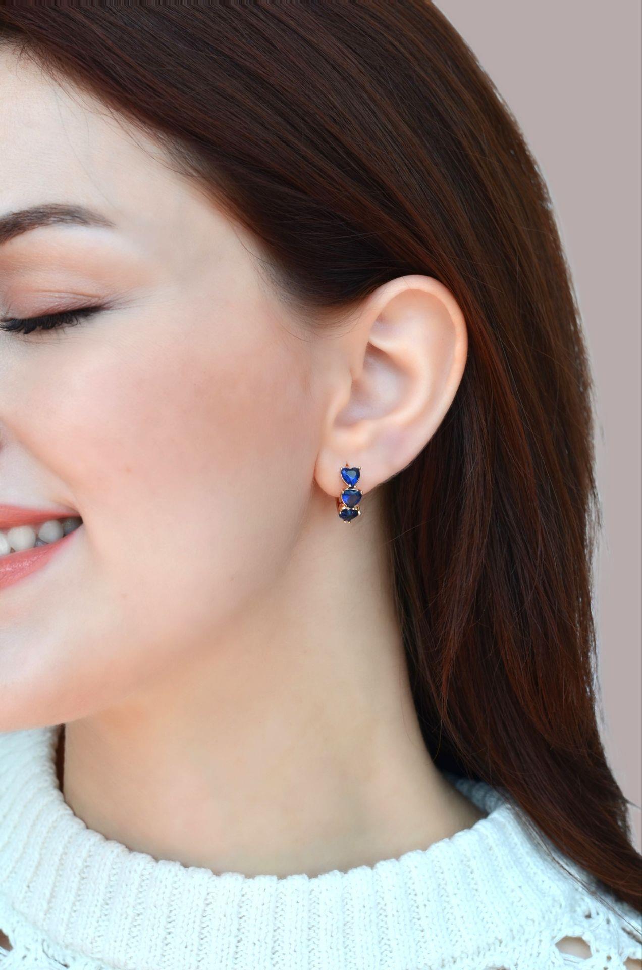 Zirkon Taşlı Lacivert Kalpli Küpe Lacivert Taşlı Halka