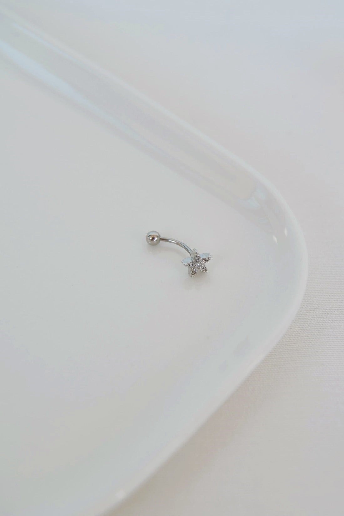 Zirkon Taşlı Minimal Yıldız Rook Piercing Çelik Bar 1 mm