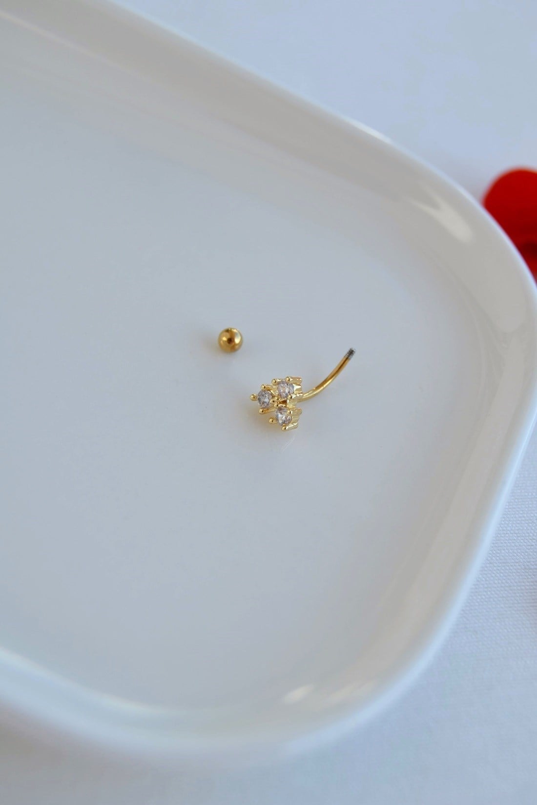 Zirkon Taşlı Üçtaşlı Rook Piercing Çelik Bar 1 mm