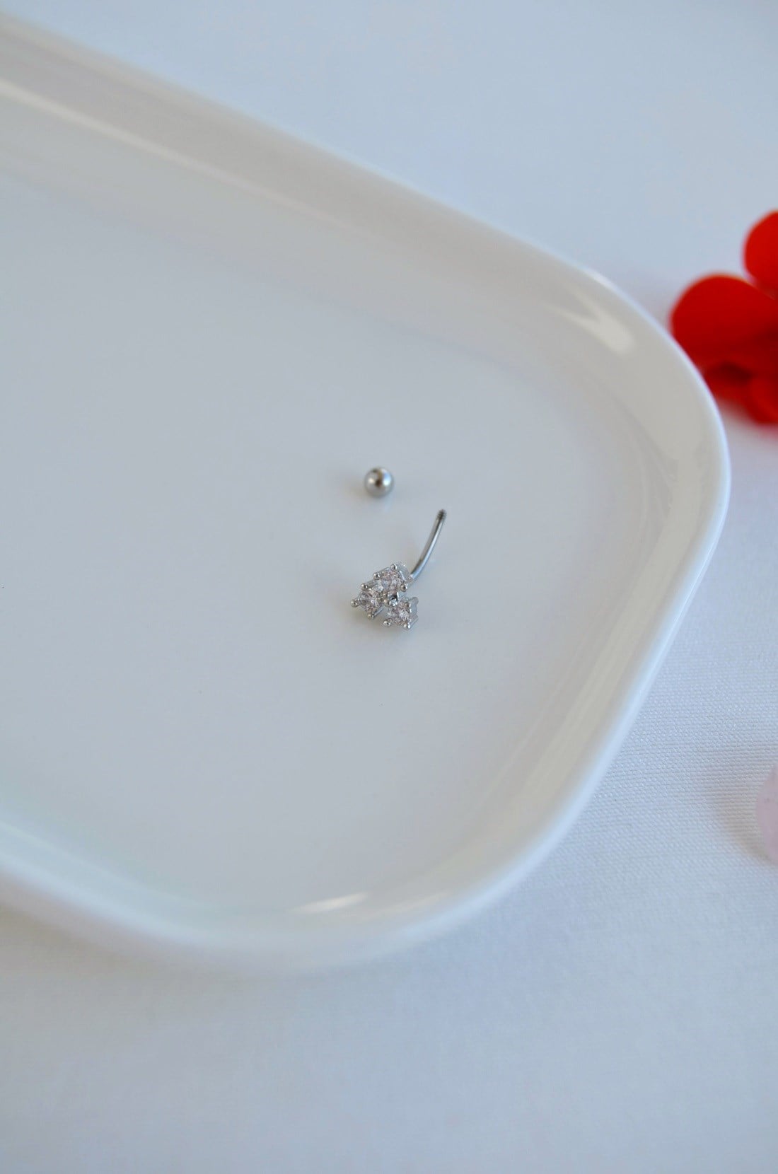 Zirkon Taşlı Üçtaşlı Rook Piercing Çelik Bar 1 mm