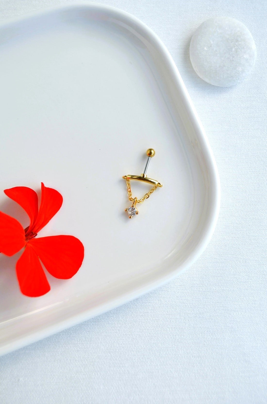 Zirkon Taşlı Zincirli Helix Flat Piercing Kıkırdak Upper Helix 1 Adet