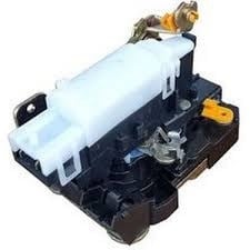 KAPI KİLİDİ ÖN SOL MOTORLU RENAULT MASTER II - HELLUX - 8200147149