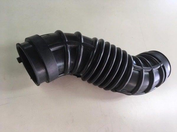 Opel Antara 2.0 Dizel Hava Filtre Çıkış Hortumu Orijinal Psa 96628961
