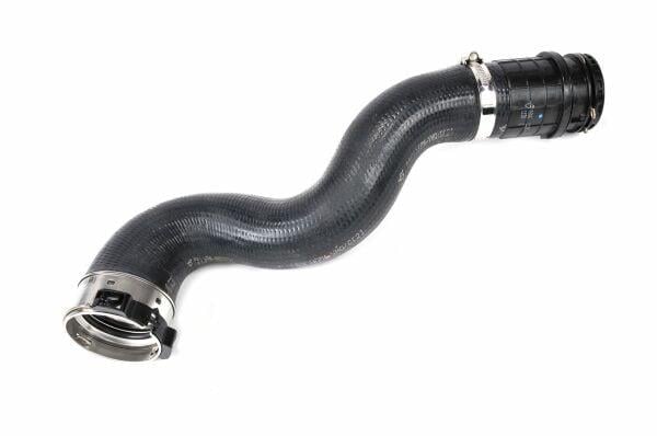 Opel Astra K 1.6 Dizel Sağ Turbo İntercooler Hortumu Orijinal Psa 39014321