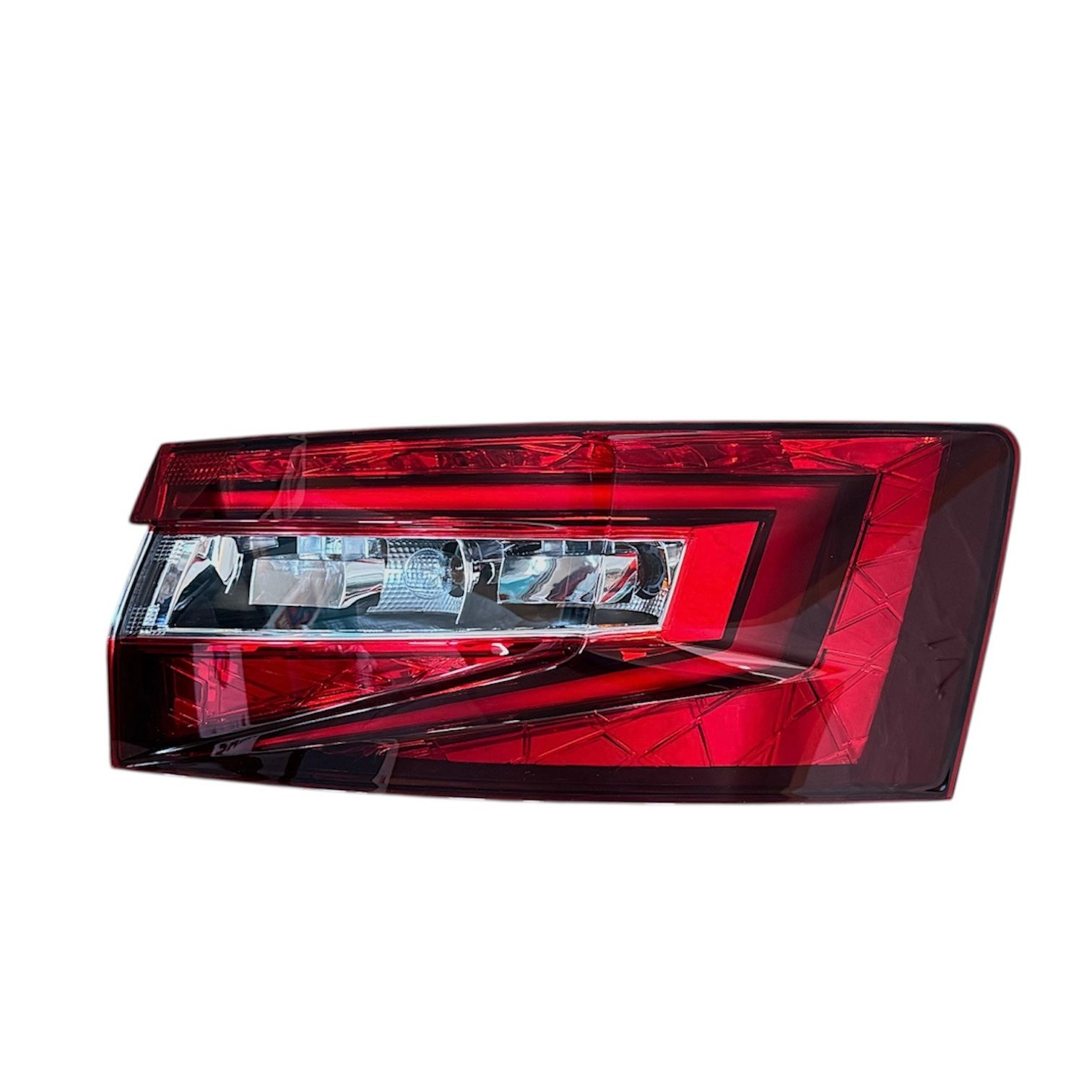 STOP SUPER B 16-19 DIŞ RH (LEDLİ) - MATSUBA-T - 3V5945208A