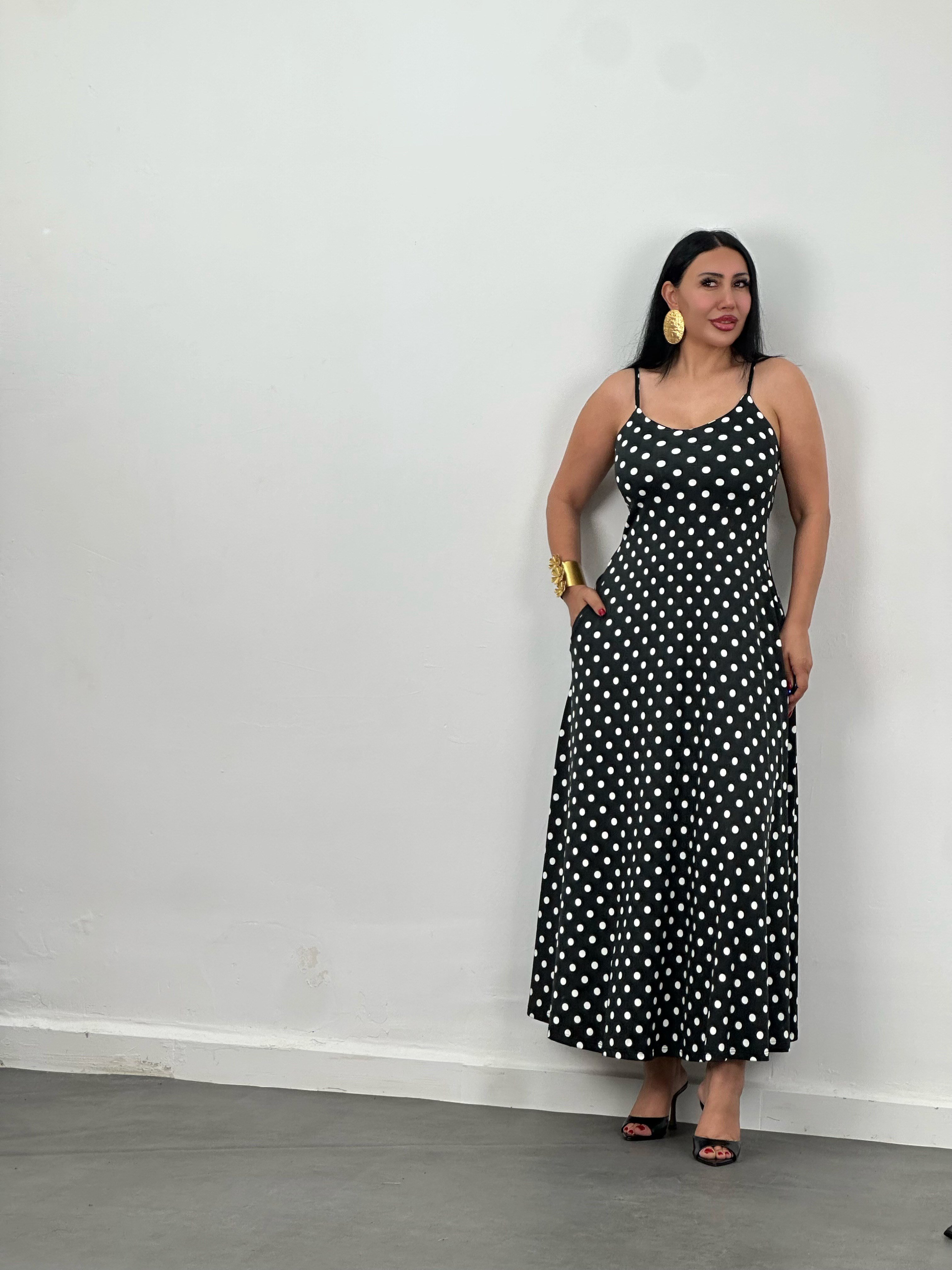 Askılı Cepli Puantiyeli Maxi Elbise