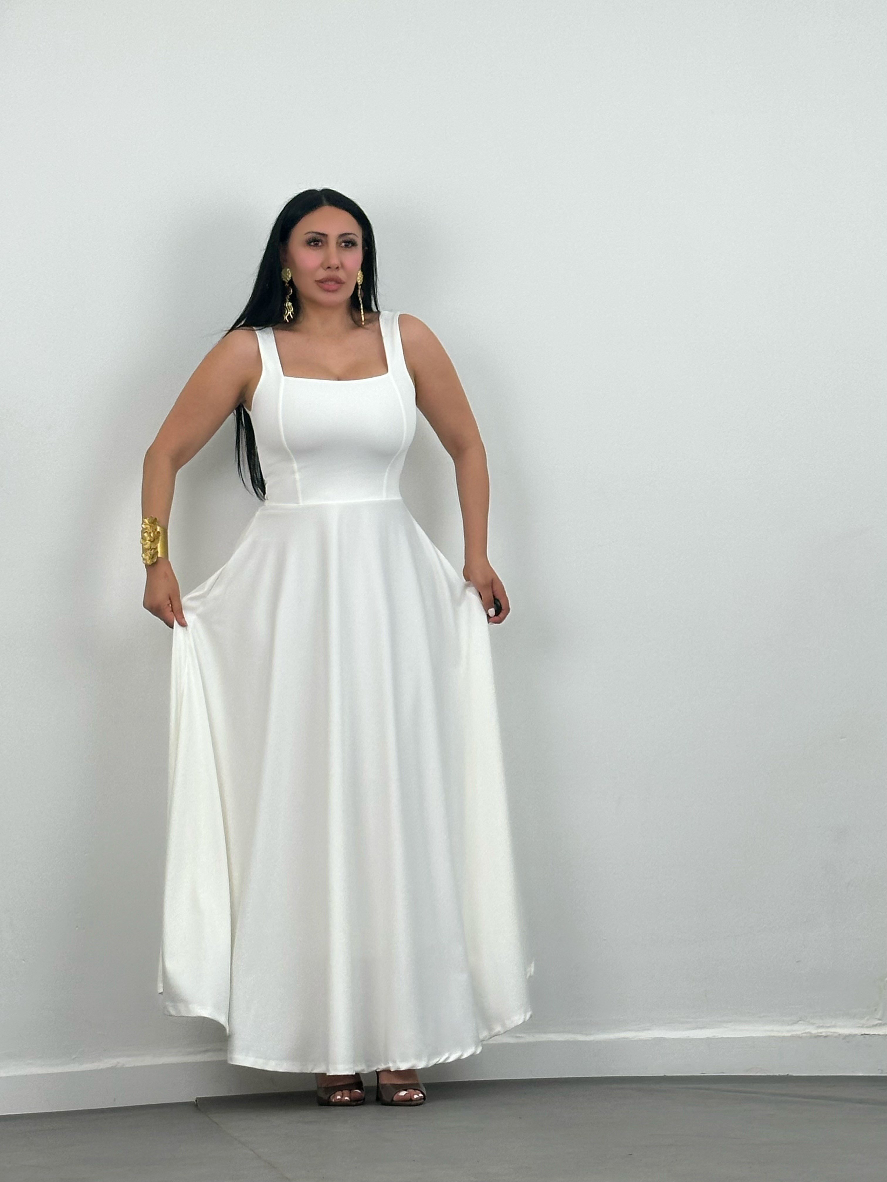 Askılı Kare Yaka Maxi Elbise