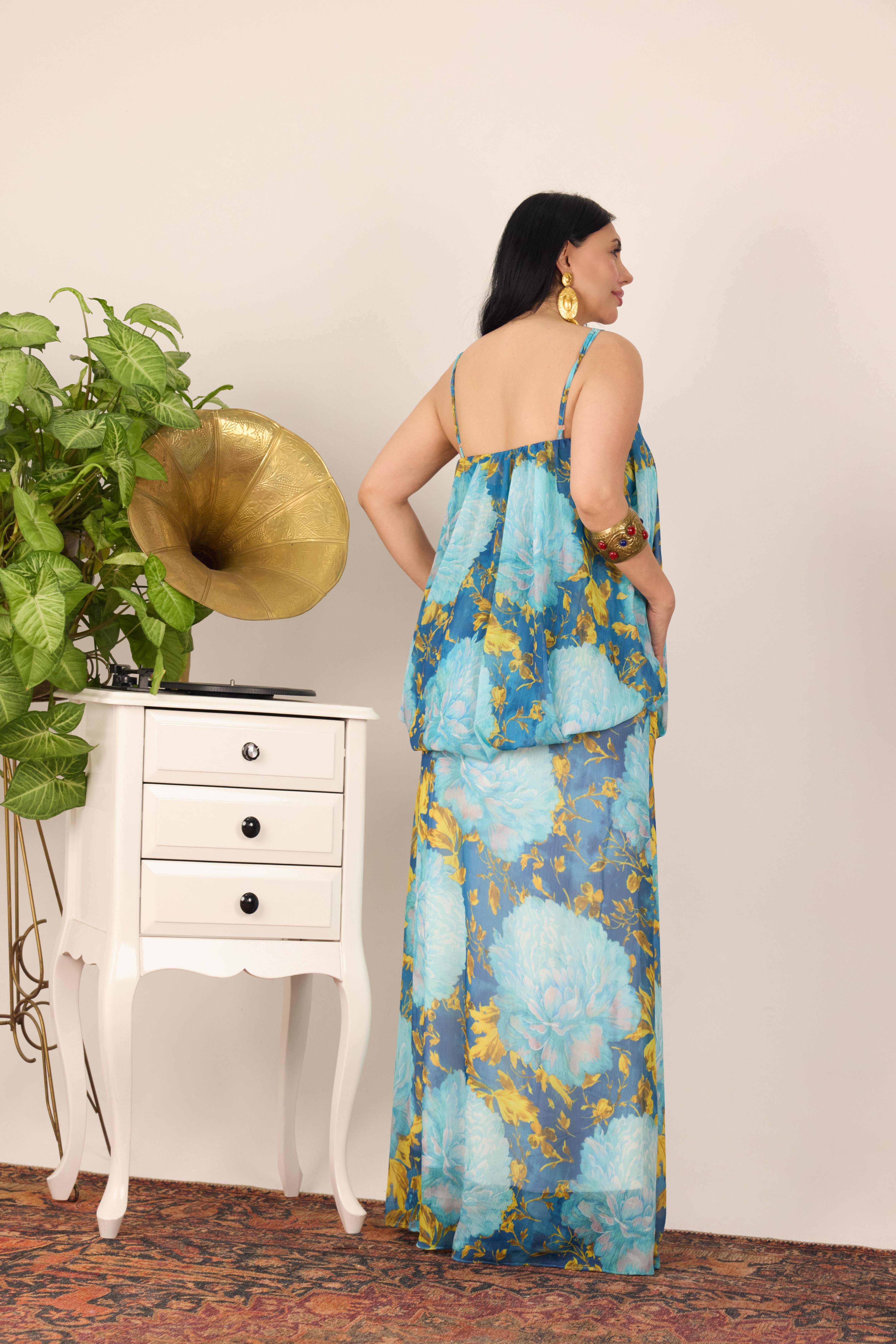 Çiçek Desenli Askılı Elbise