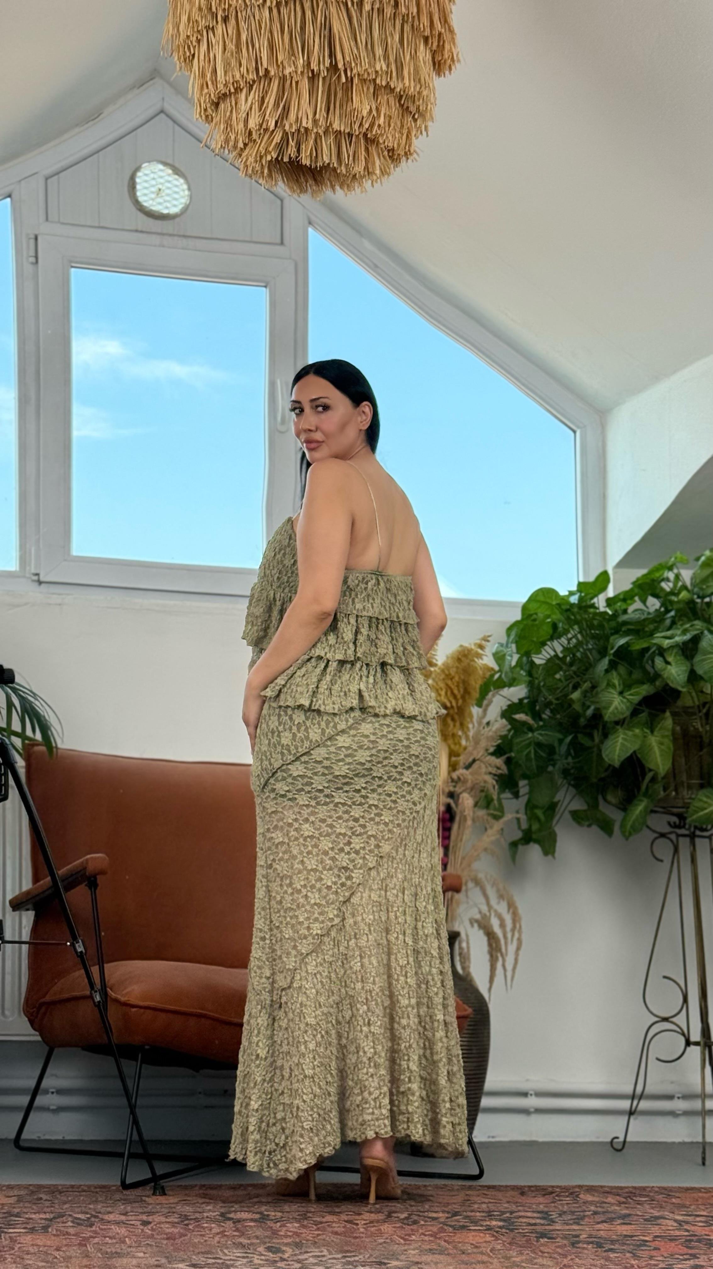 Dantelli İkili Takım – Bluz & Etek