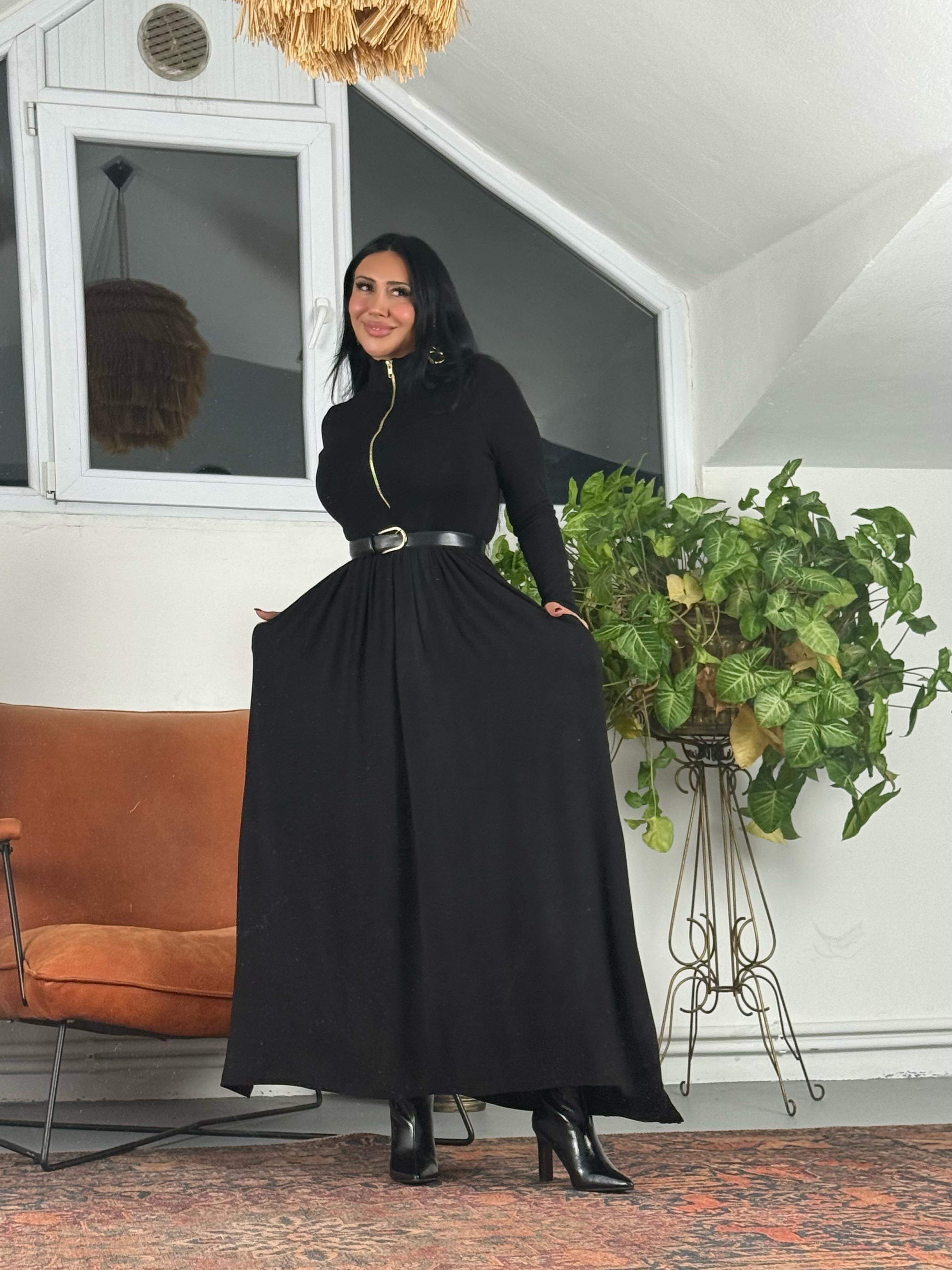 Fermuarlı Maxi Triko Elbise