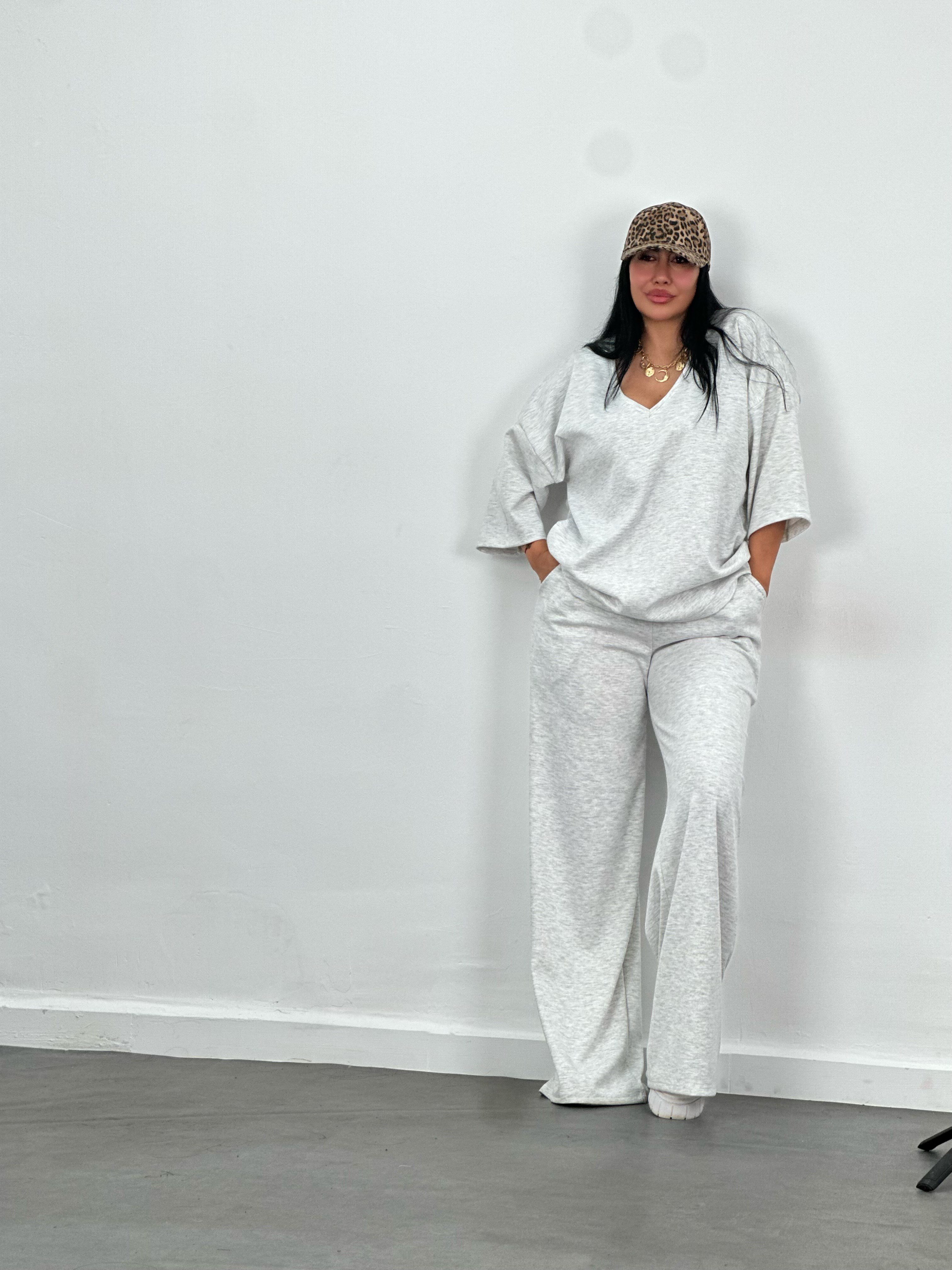 Gri V Yaka Oversize Modal Takım