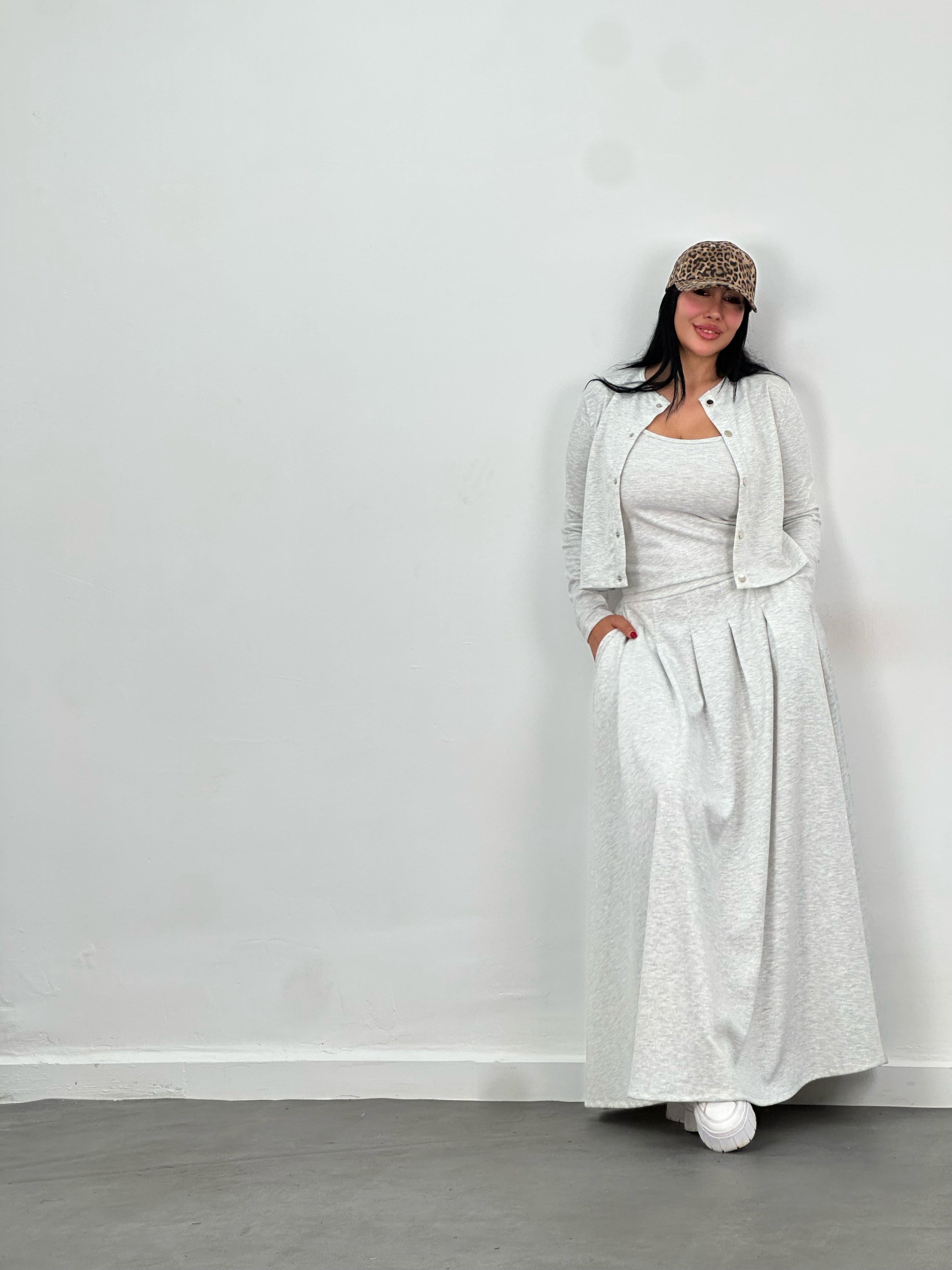 Hırka, Bluz & Pileli Maxi Etek 3'lü Takım – Gri