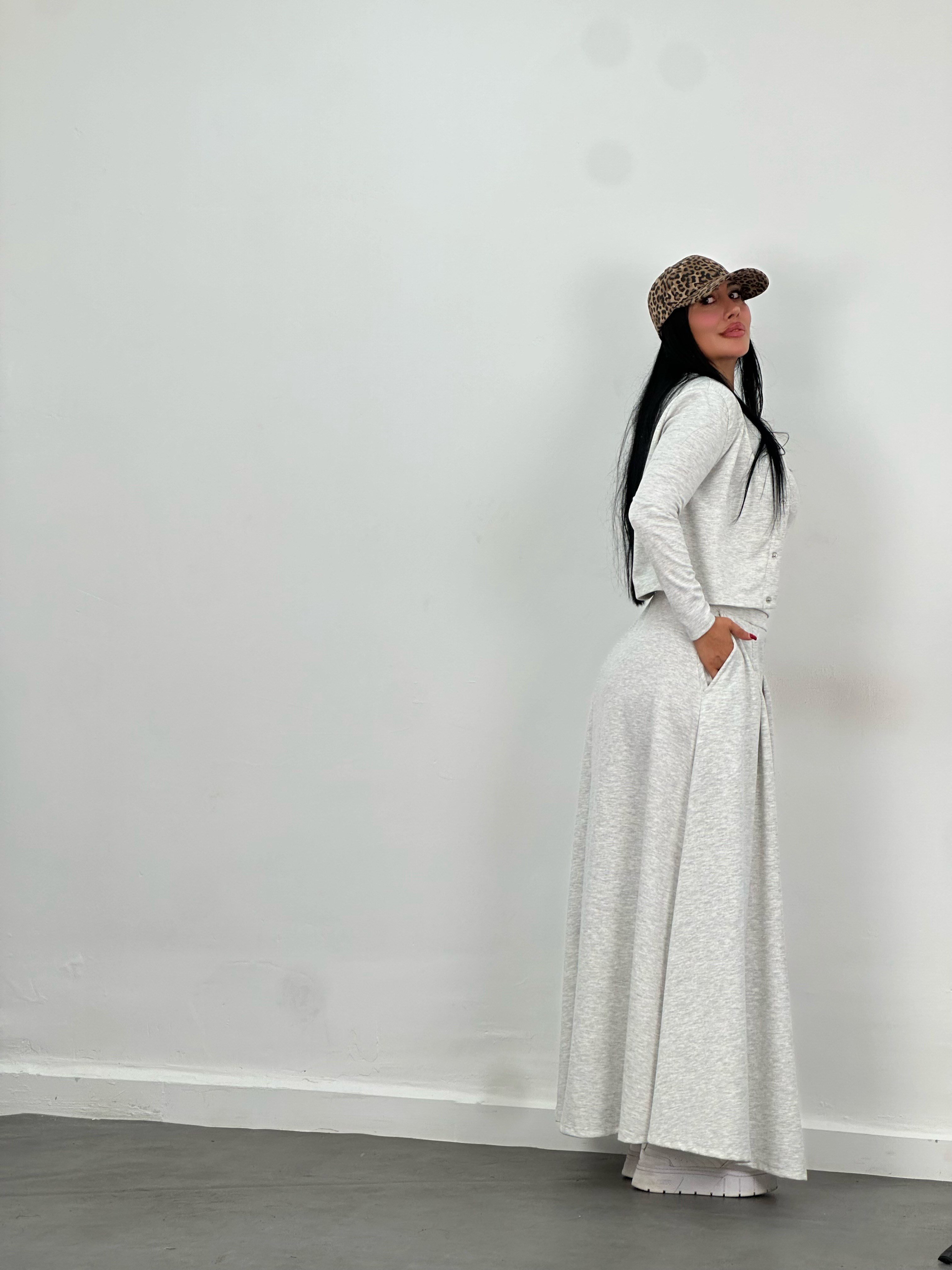 Hırka, Bluz & Pileli Maxi Etek 3'lü Takım – Gri