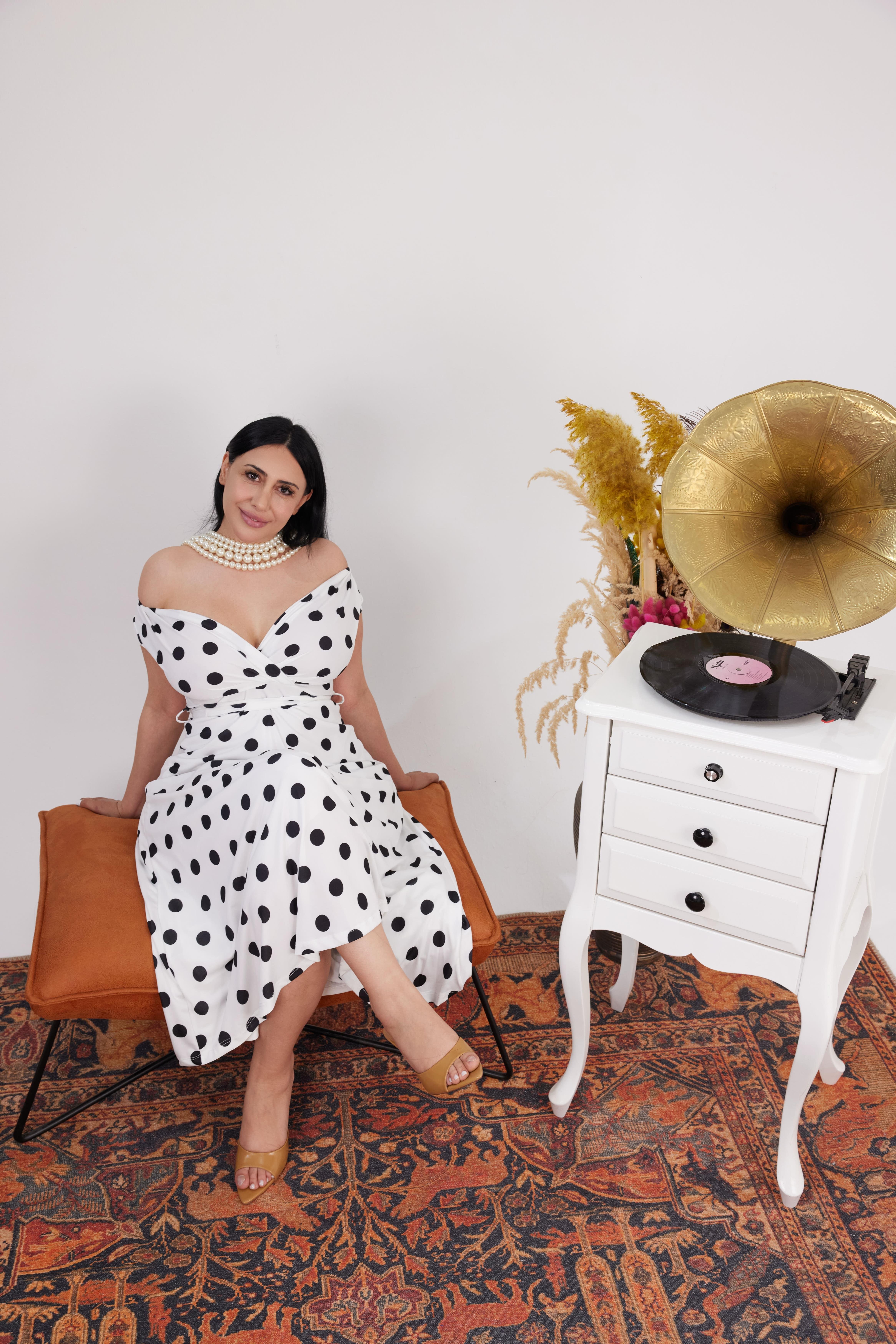 Puantiyeli Sandy Kruvaze Elbise