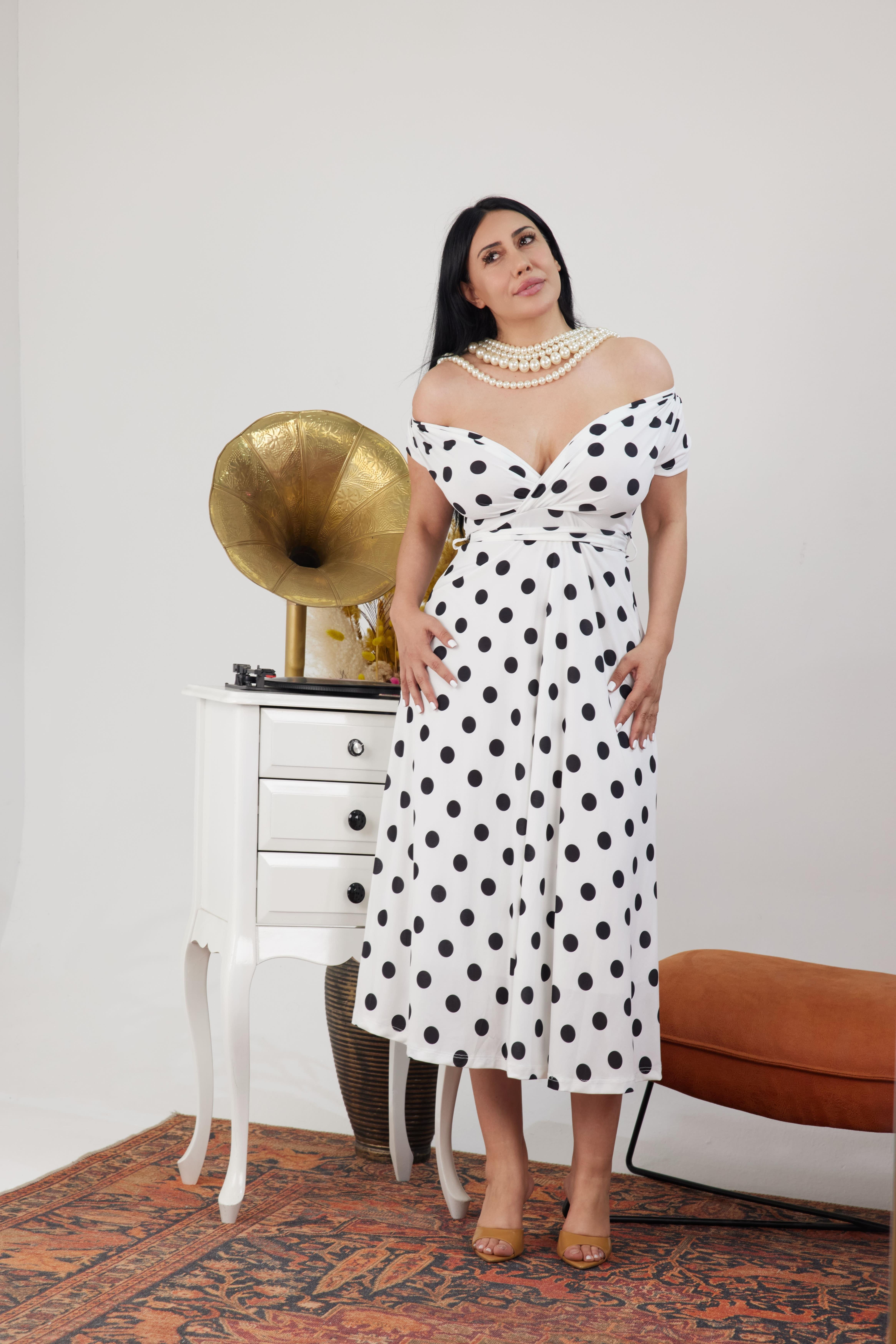 Puantiyeli Sandy Kruvaze Elbise