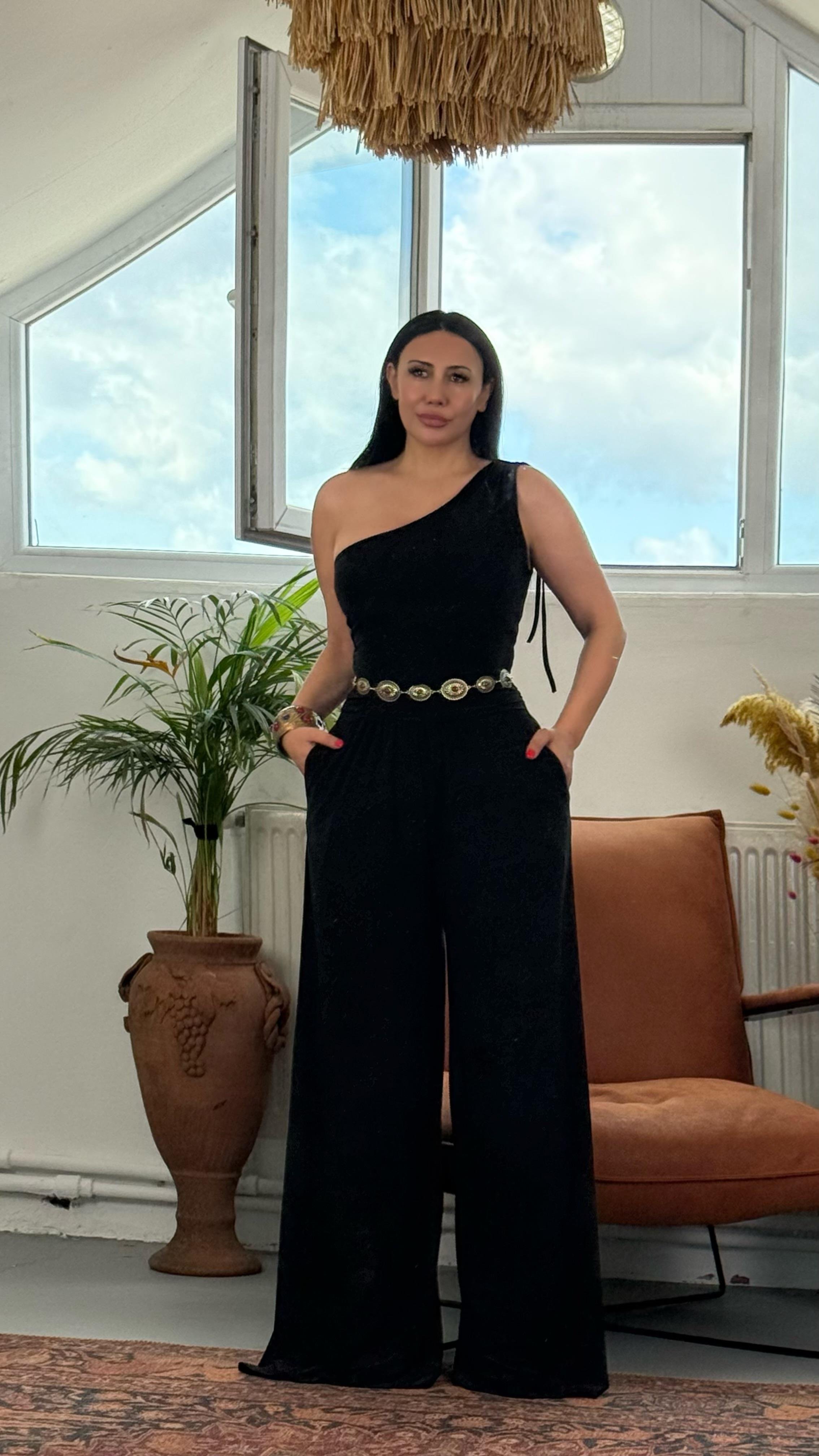 Siyah Tek Omuz Tulum