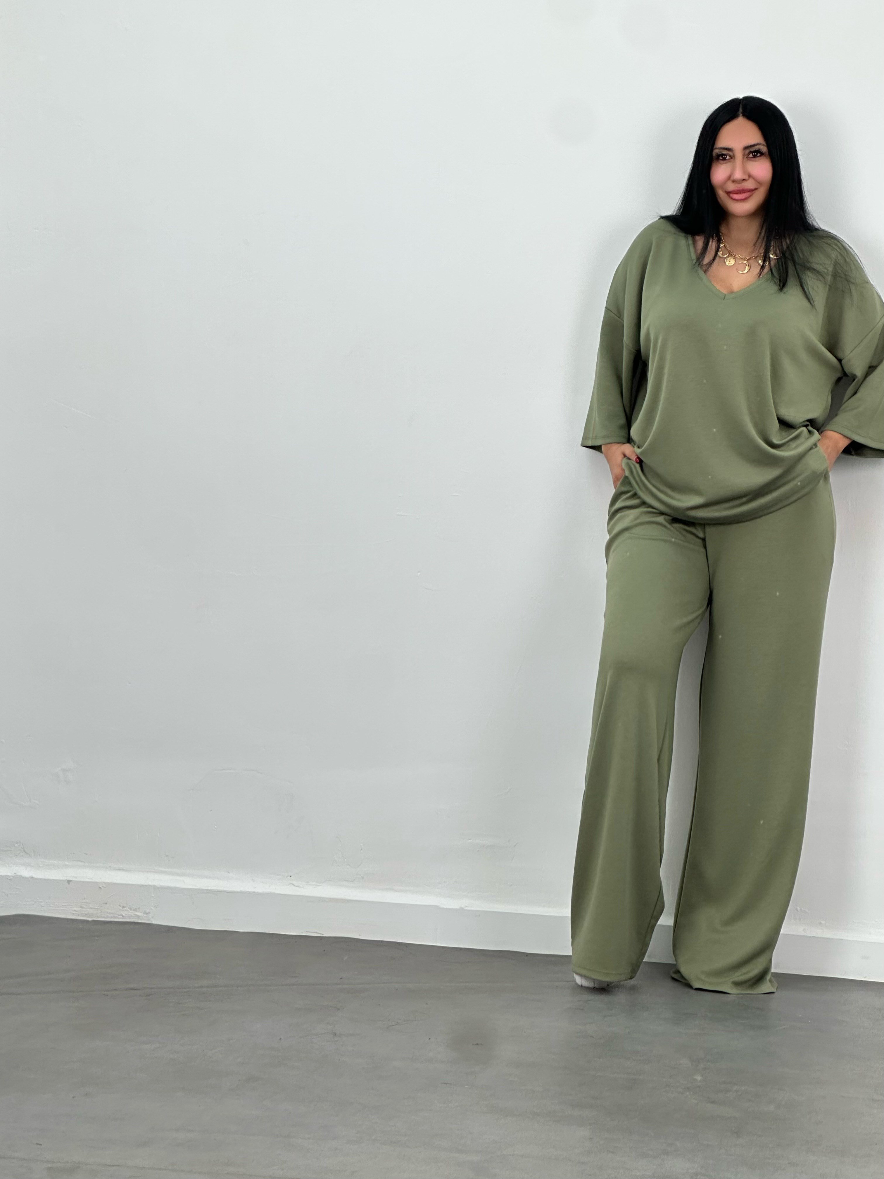 V Yaka Oversize Modal Takım