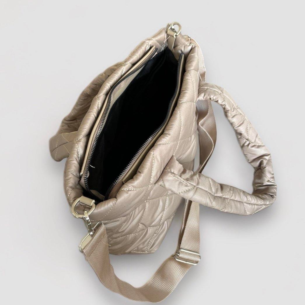 Vizon kapitone çantala