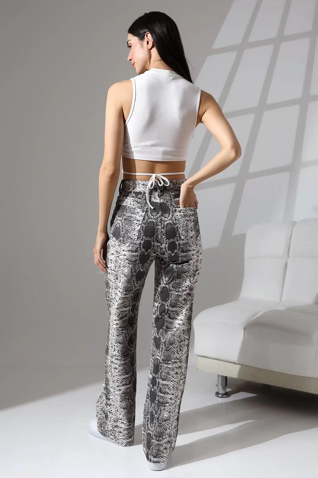 GRİ YILAN DESENLİ STRAIGHT FIT PANTOLON