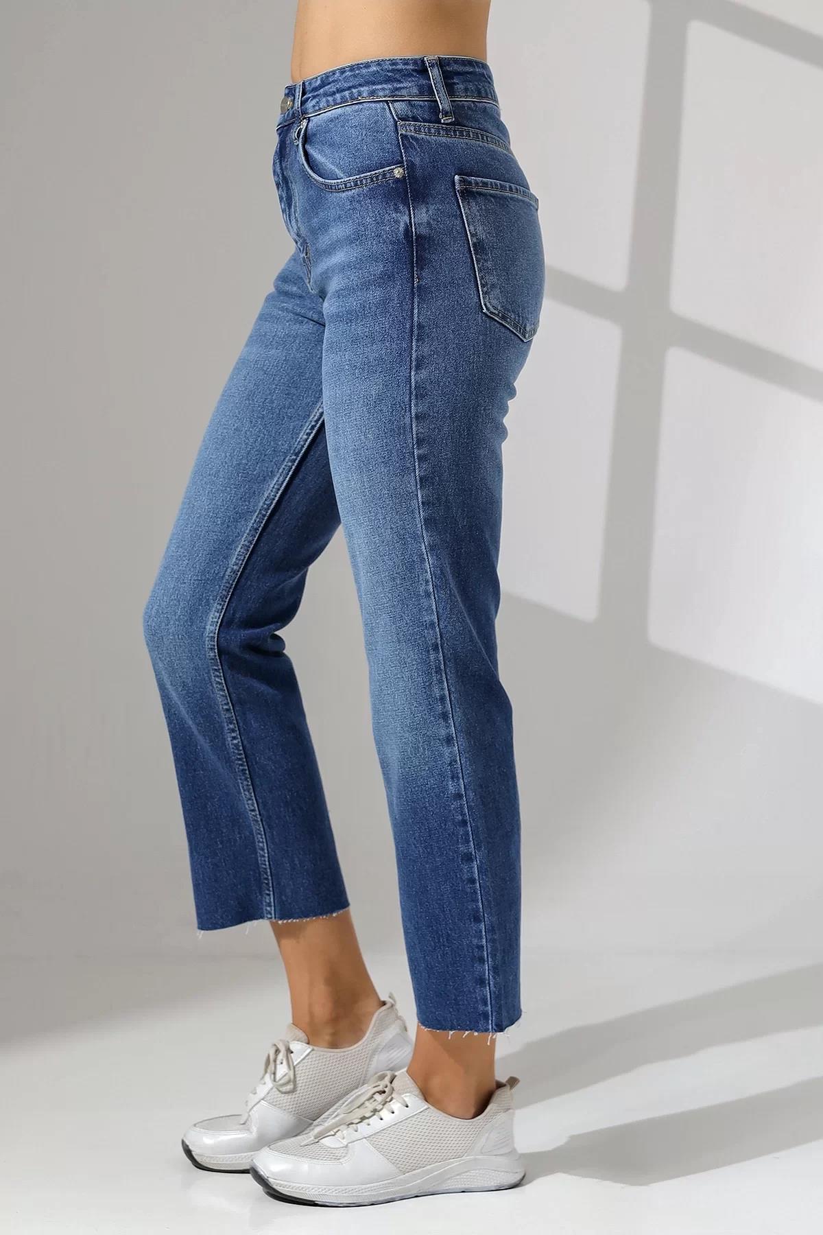 KESİK PAÇALI BOY FIT JEAN