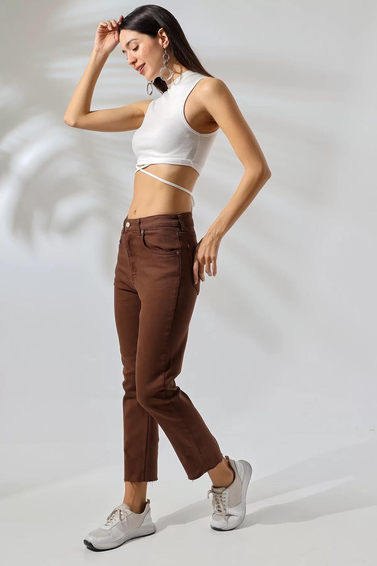 KESİK PAÇALI BOY FIT JEAN