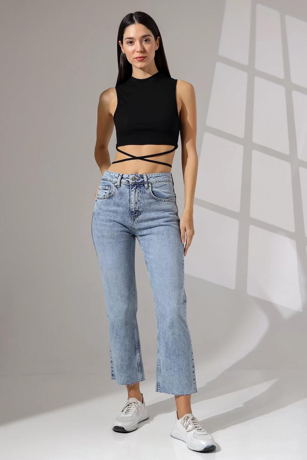 KESİK PAÇALI BOY FIT JEAN