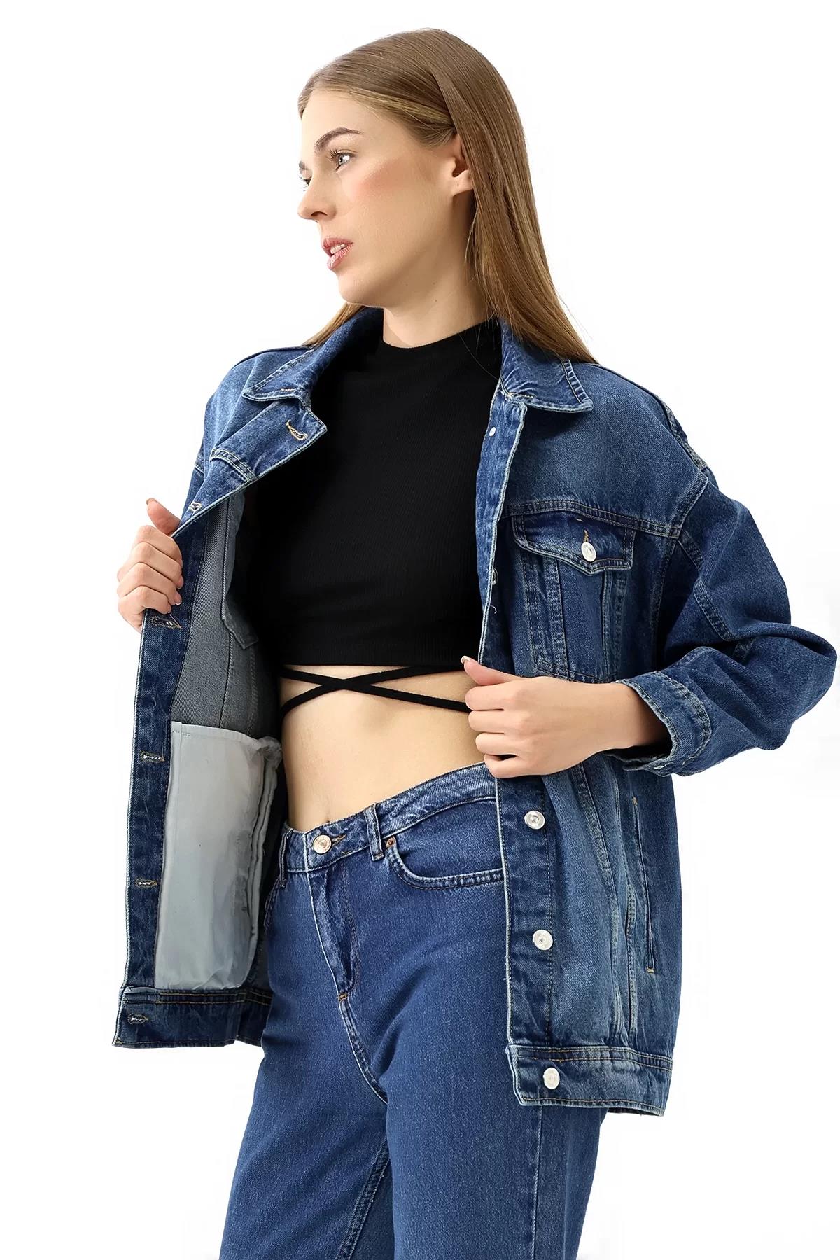 Mavi Yıkamalı Oversize Denim Ceket