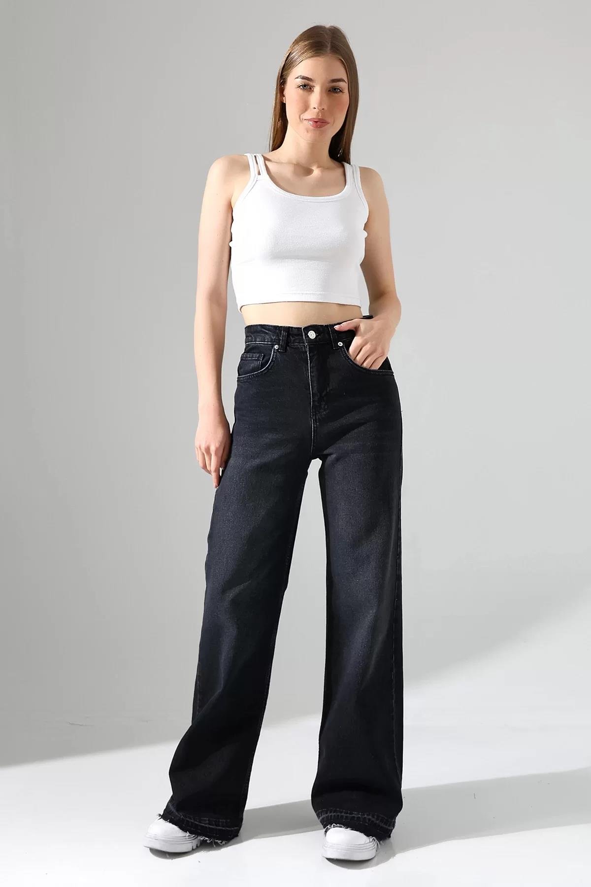 Paça Detaylı Wide Leg Jean