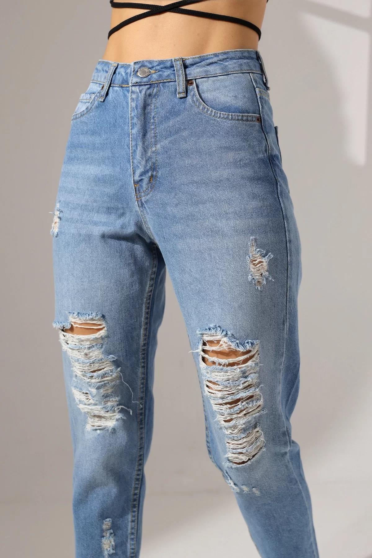 YÜKSEK BEL DİZ PAÇA YIRTIK MOM JEAN