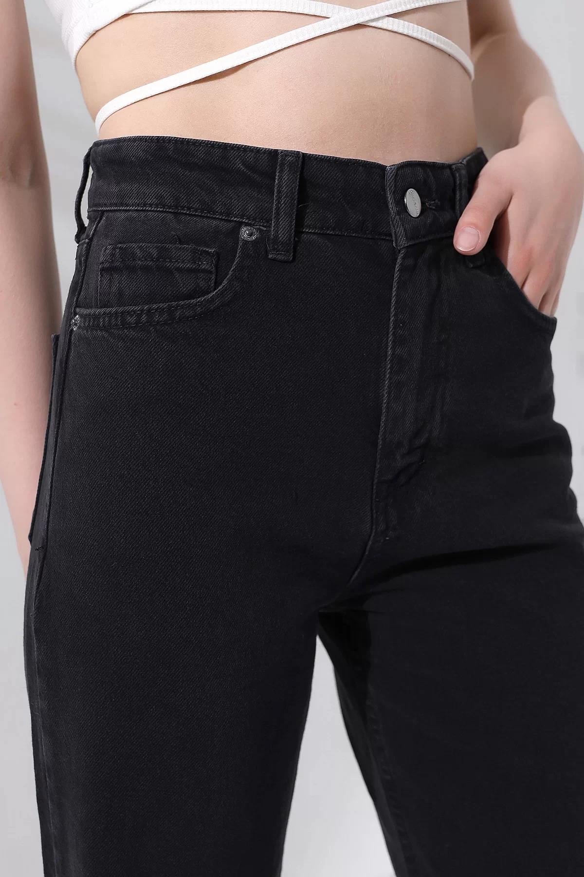 YÜKSEK BEL KESİK PAÇA ANTRASİT YIKAMALI STRAIGHT FIT JEAN