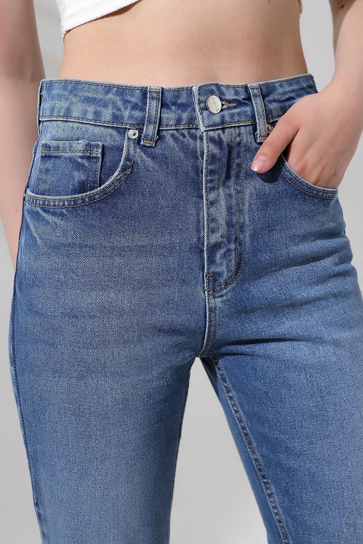 YÜKSEK BEL KESİK PAÇA MOM JEAN