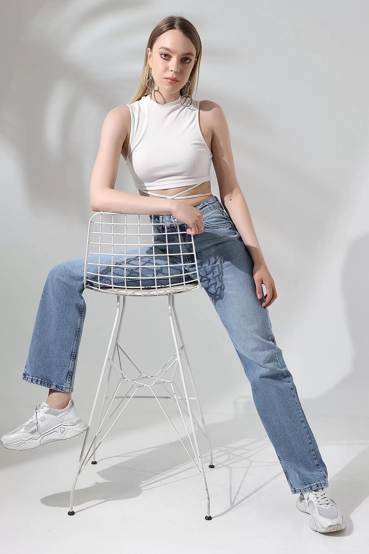 YÜKSEK BEL STRAIGHT FIT JEAN