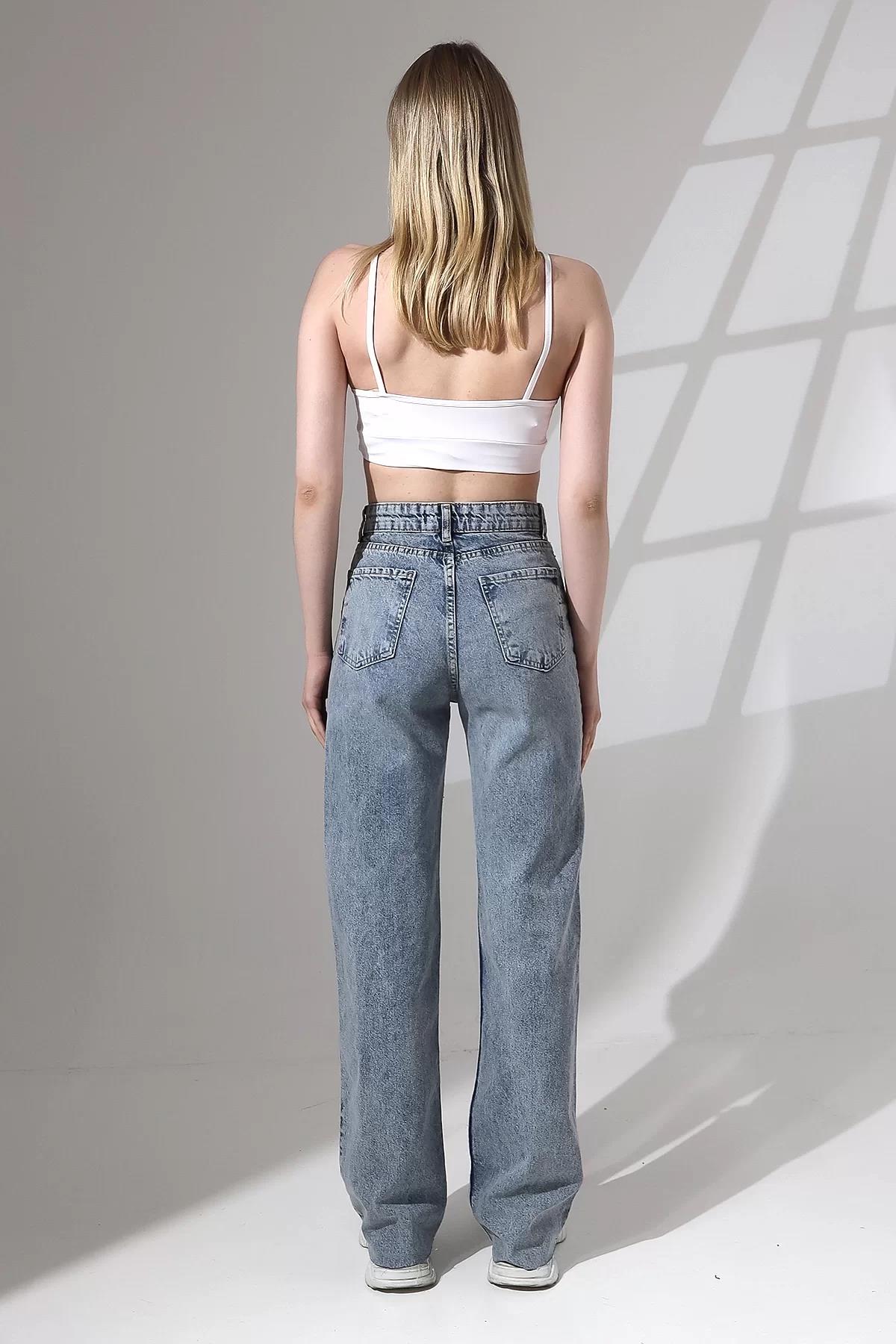 YÜKSEK BEL YIRTIK DETAYLI STRAIGHT FIT JEAN