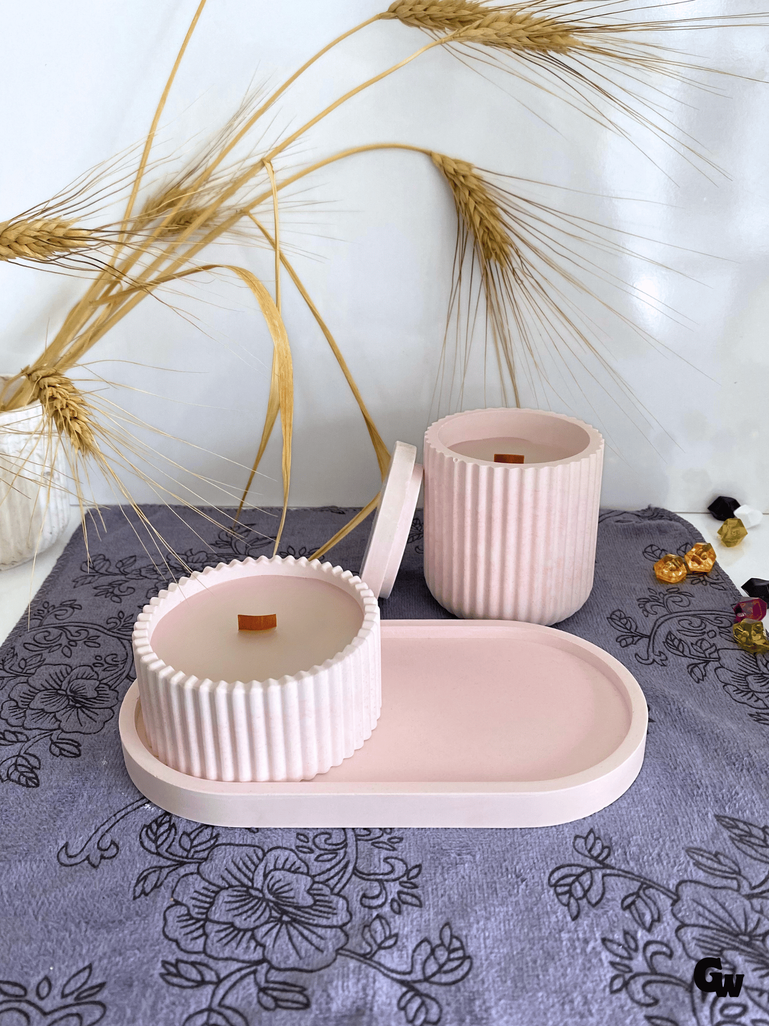 Desenli Desing 3'lü Set Kokulu Mumluk Dekoratif Mum Seti(AÇIK PEMBE)(KOKULU)(4 PARÇA)