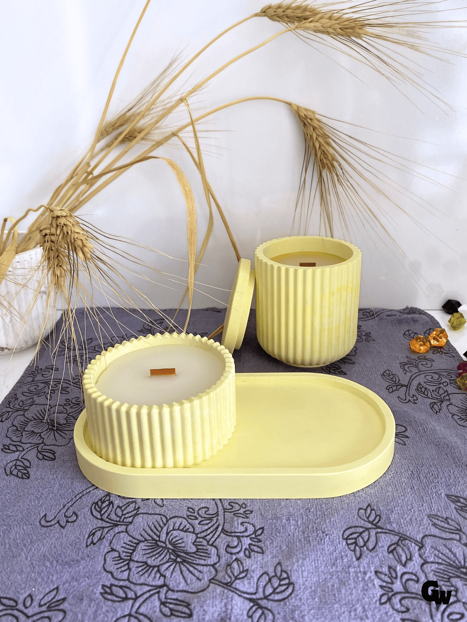 Desenli Desing 3'lü Set Kokulu Mumluk Dekoratif Mum Seti(AÇIK SARI)(KOKULU)(4 PARÇA)